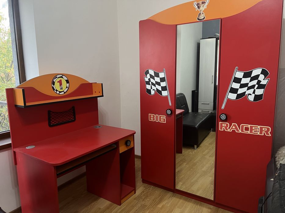 Срочно продается детский уголок,Б/У