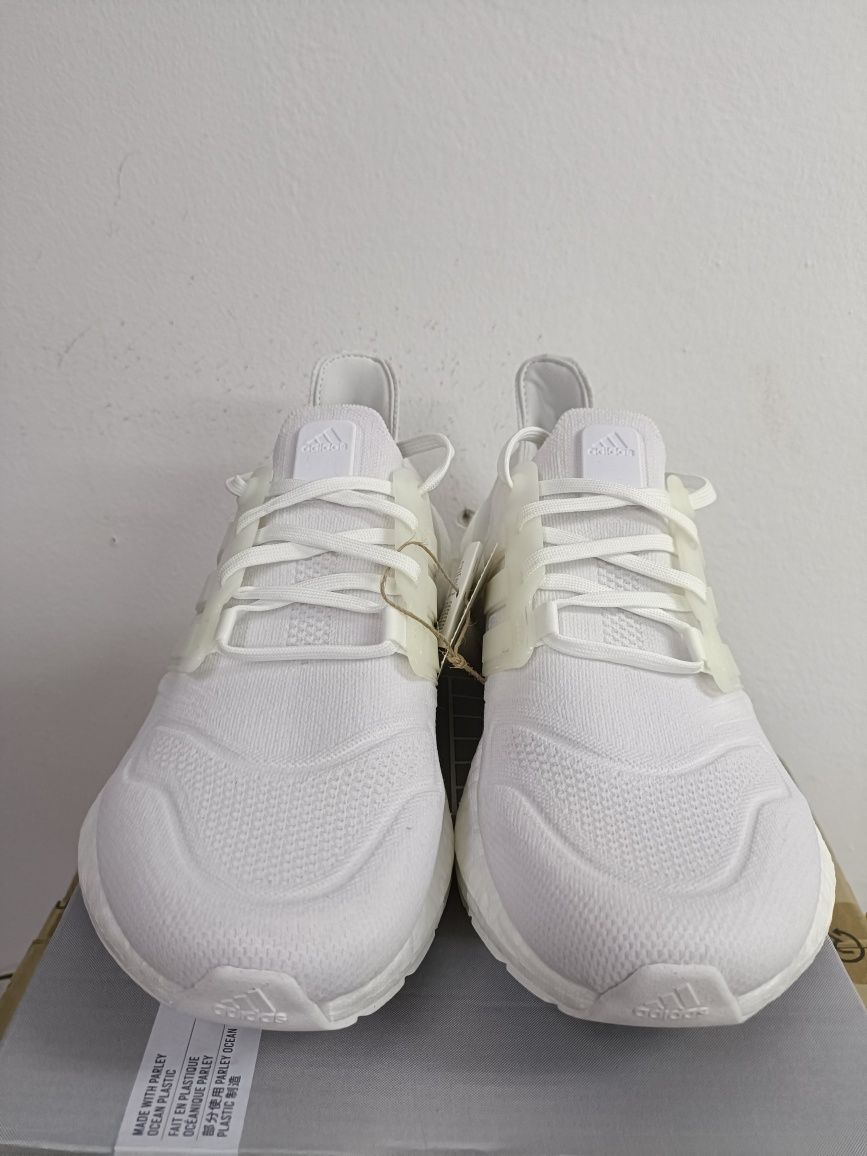 Adidas Ultraboost 22 номер 42 2/3