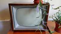 Televizor vintage obiect de colectie NATIONAL