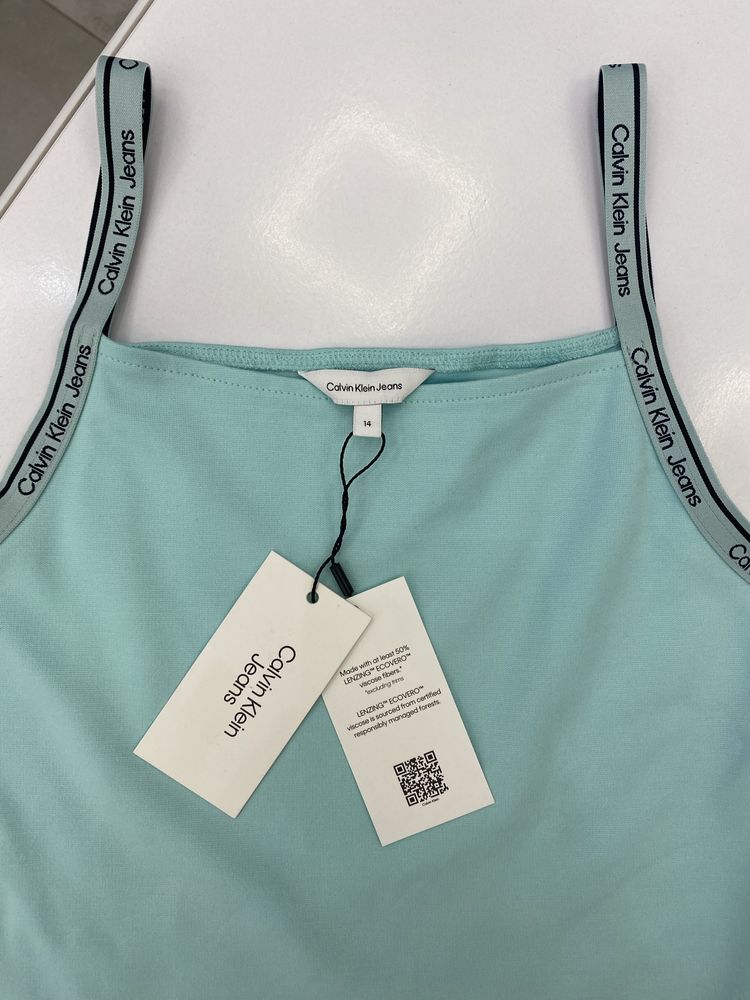 Топ Calvin Klein-56лв.