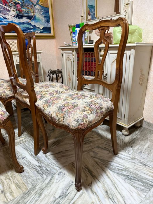 Старинни барокови столове с жакардова дамаска!