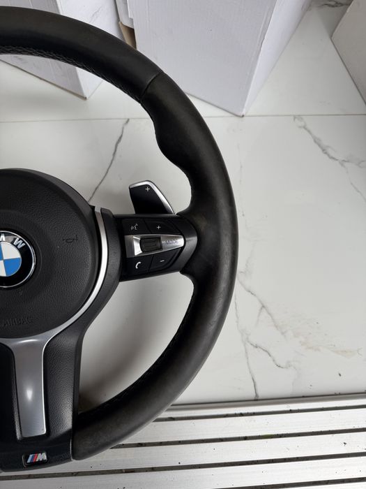 Volan M pachet cu padele original LCI BMW F10 F11 F07 F01 F02 F06