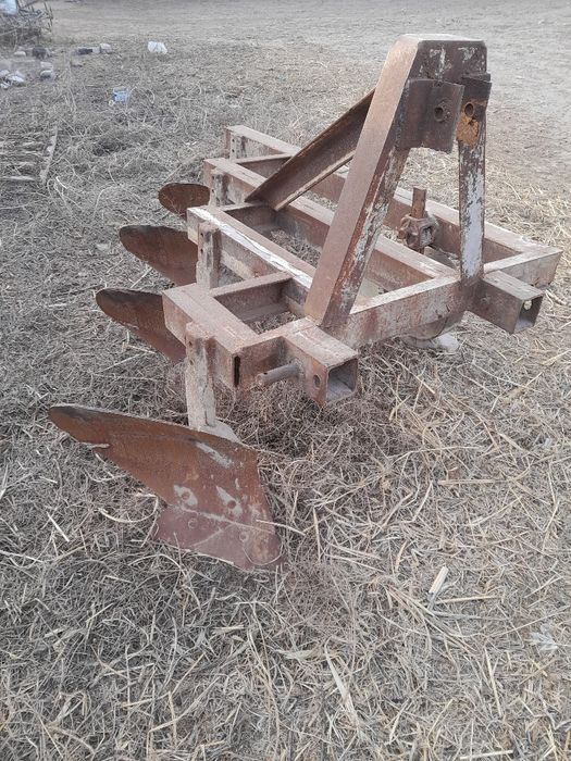 Юмз трактори сотилади