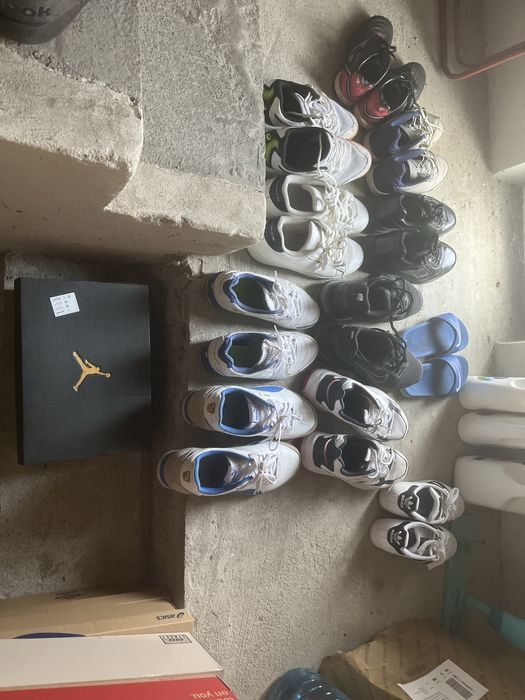 Vand pantofi gama larga ca noi