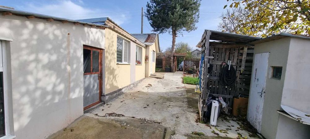 367-Продава едноетажна вила в местността "Простор"