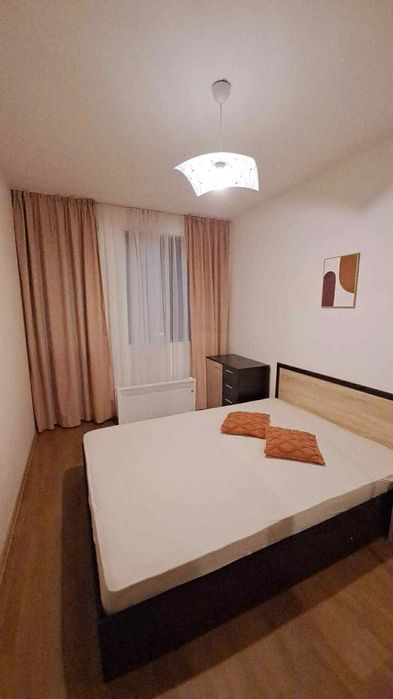 Двустаен апартамент в жк. Христо Смирненски