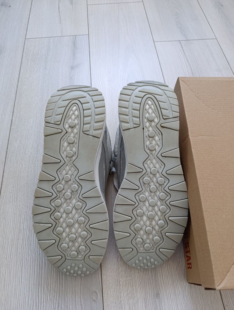 Adidași Big Star