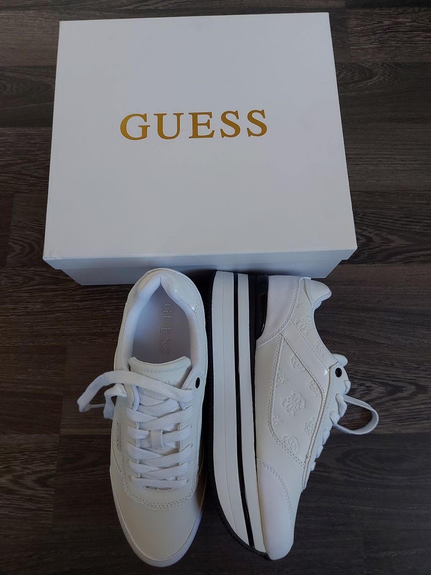 Дамски обувки Guess нови 39 номер
