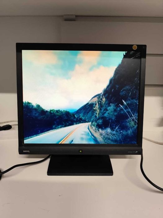 Монитор BenQ в отличном состояние