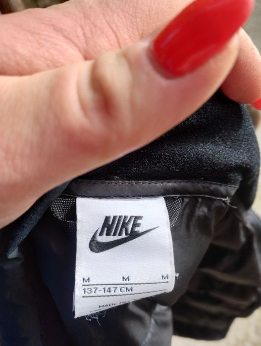 Елек nike оригинален