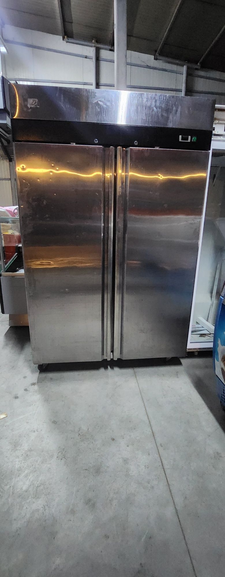 Congelator vertical inox profesional