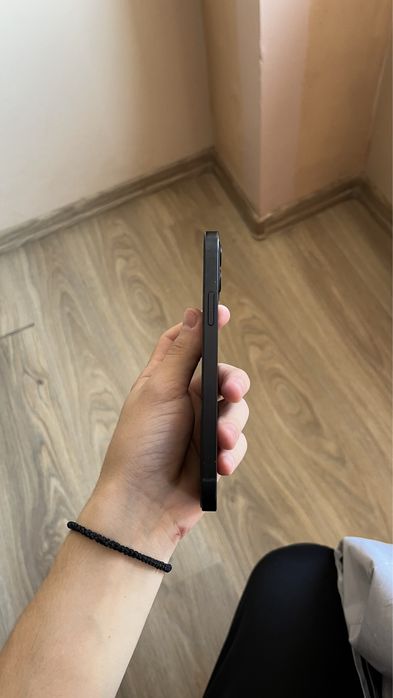iPhone 12 black 64gb