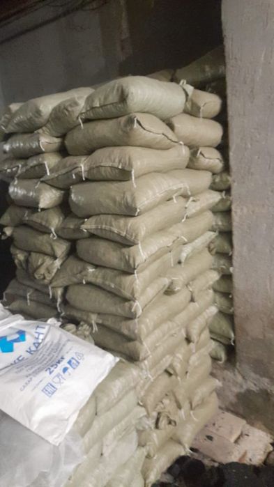 Құм кленец шебен 250тг мешок