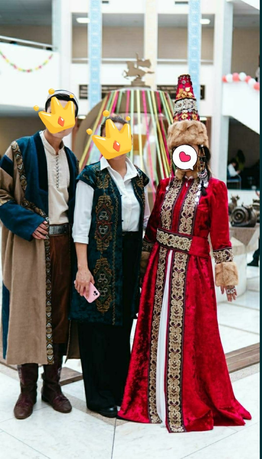 Қыз ұзату, Женские казахские национальные костюмы на прокат