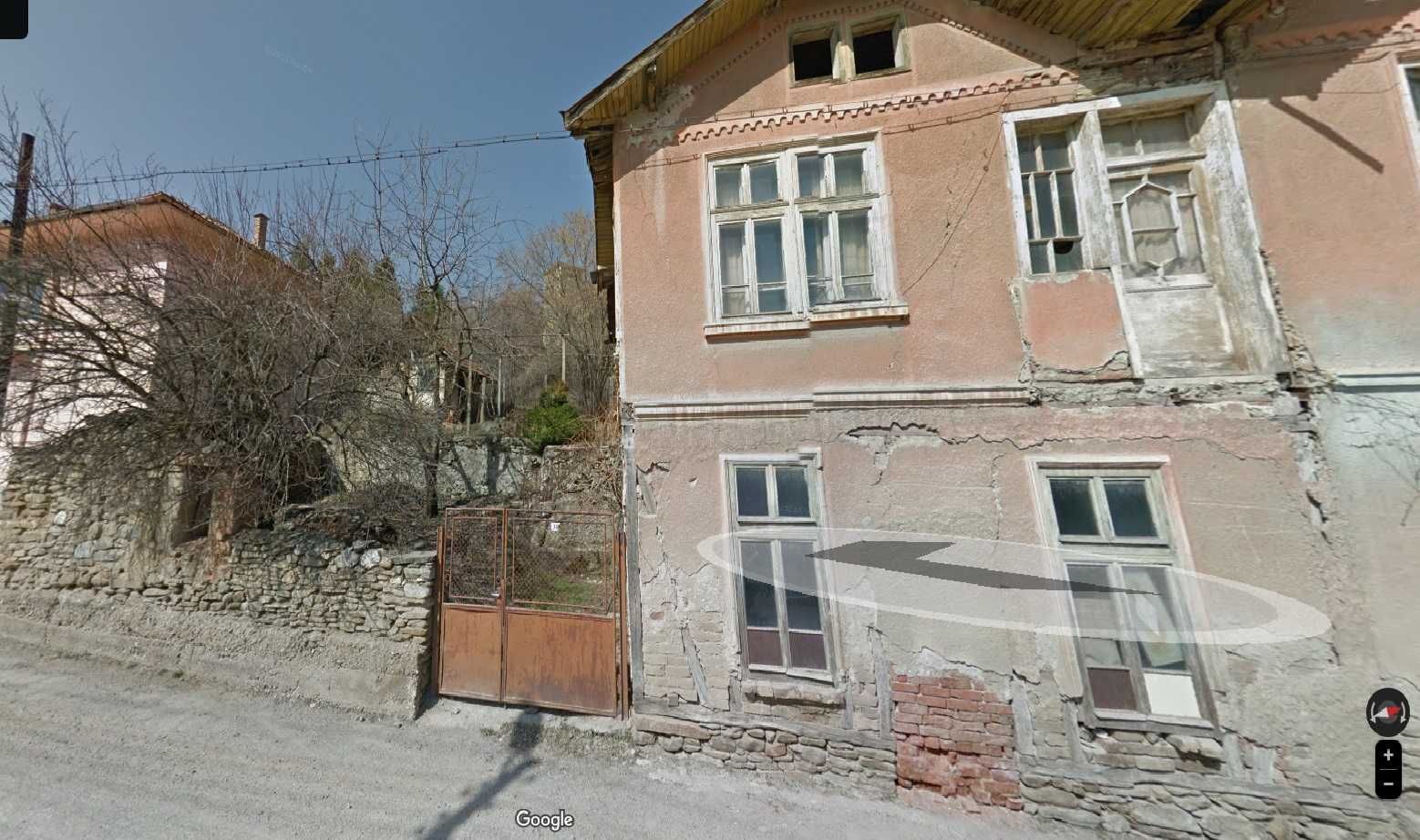 Продавам парцел със стара къща в село Рашка Гращица, Кюстендил