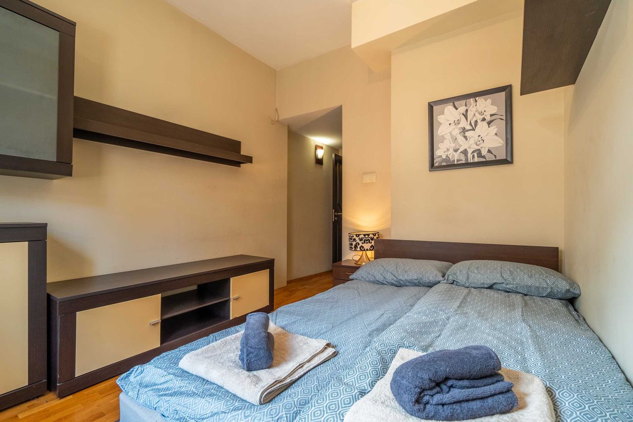 Дава се под наем Тристаен апартамент в София, Сердика - 90 кв.м за 830 € - Снимка #4