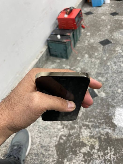 Iphone 12 pro 256gb sotiladi