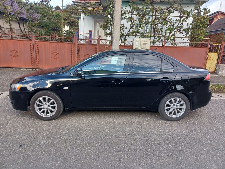 Mitsubishi Lancer