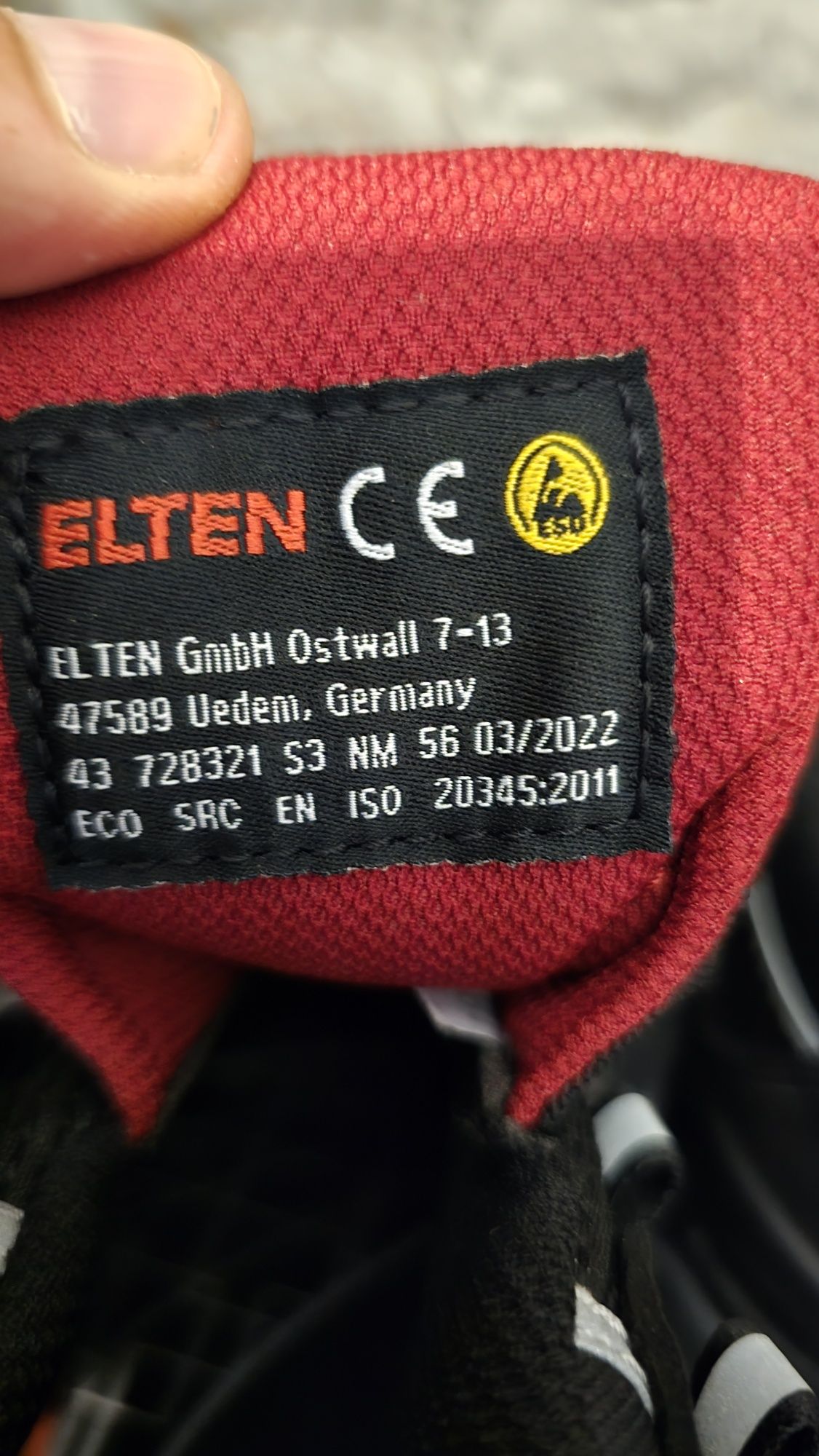 Base ,Elten, Sixton Peack