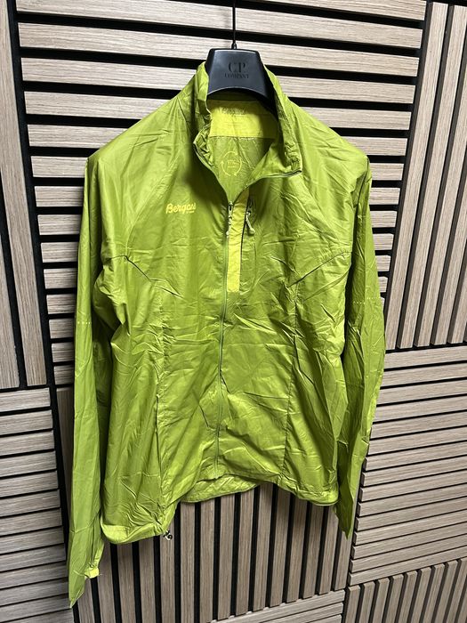 Bergans of NORWAY : Trail Jacket - Ултра лека ветровка/ мембрана S/M