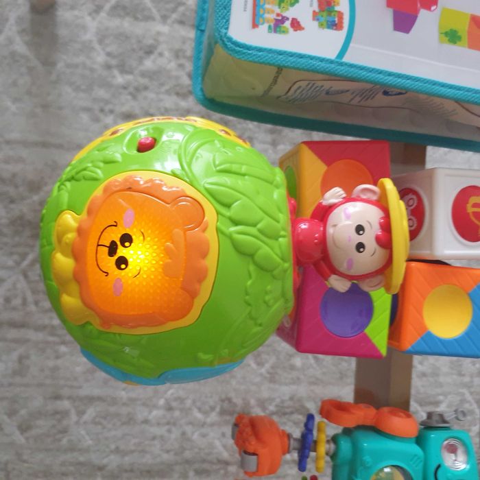 Лот играчки за бебе