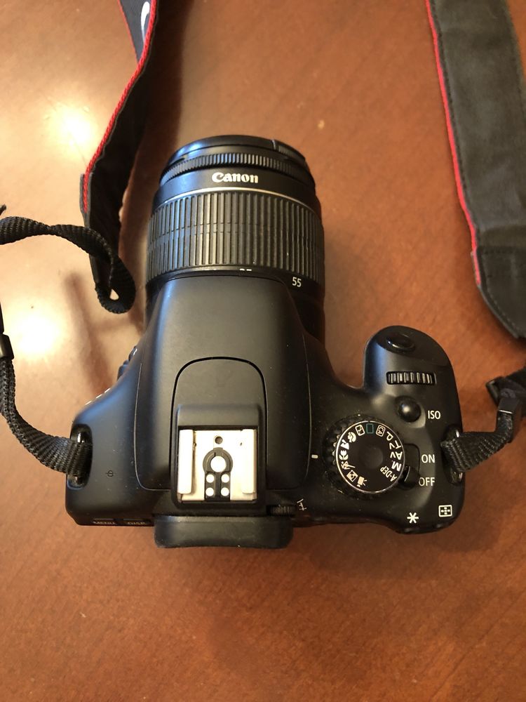 Фотоапарат”Canon”EOS 550D
