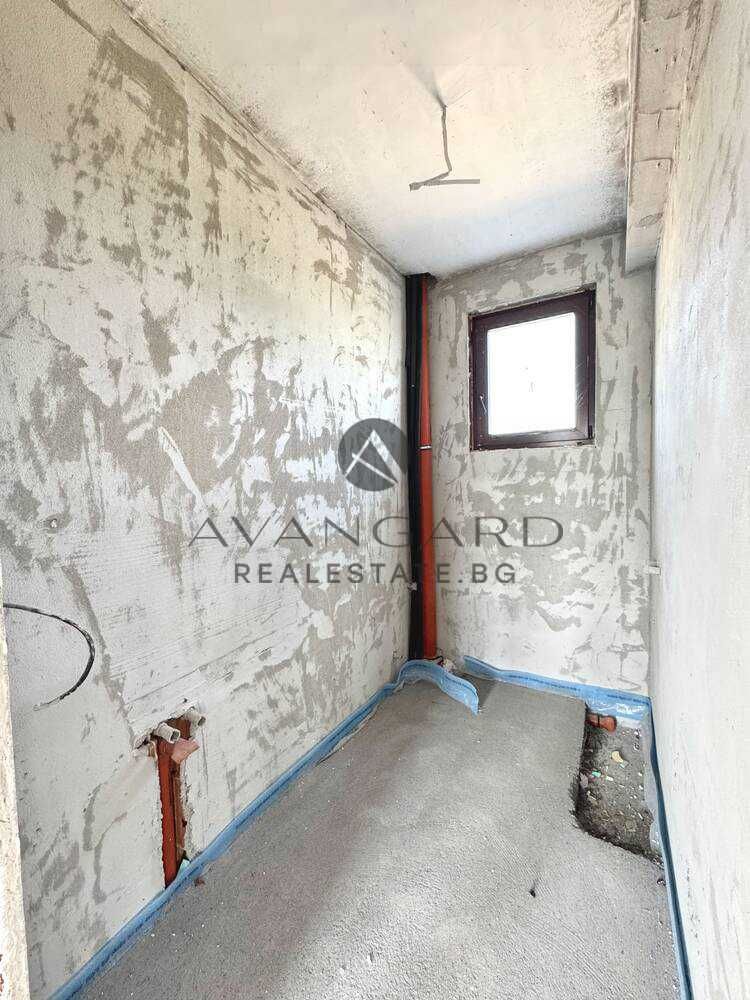 Продава се Къща в с. Брестник, Област Пловдив - 205 кв.м за 1400 €/кв.м - Снимка #14