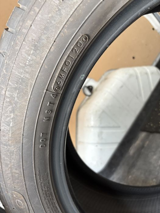 Anvelope vara 225/55/19