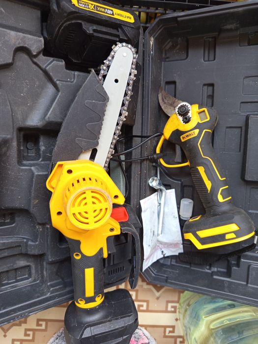 Аккумуляторная цепная мини пила