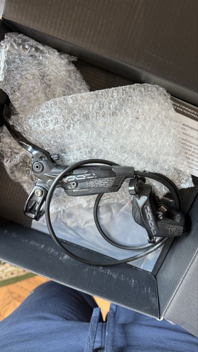 Frana Sram Code R (față)