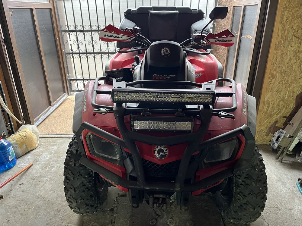 Can am outlander 650 xt 2010 servo.