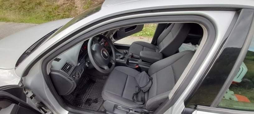 Vând audi A4 din 2002