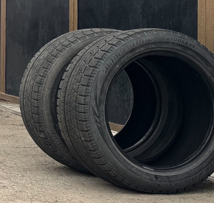 Зимние шины Брижстоун близак 225/50/17