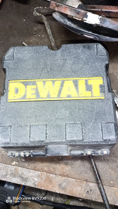 Лазерный уровень девольт DeWalt
