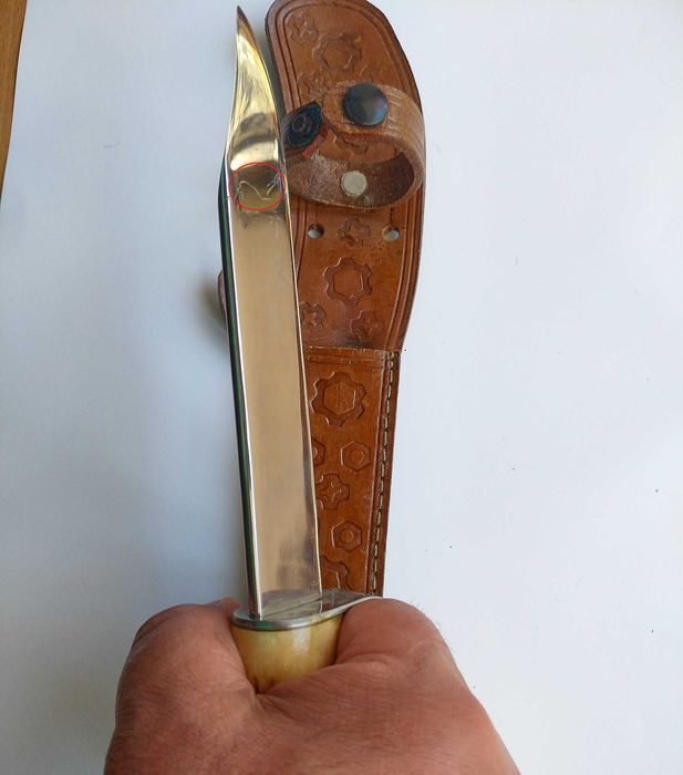 Cutit handmade si teaca piele