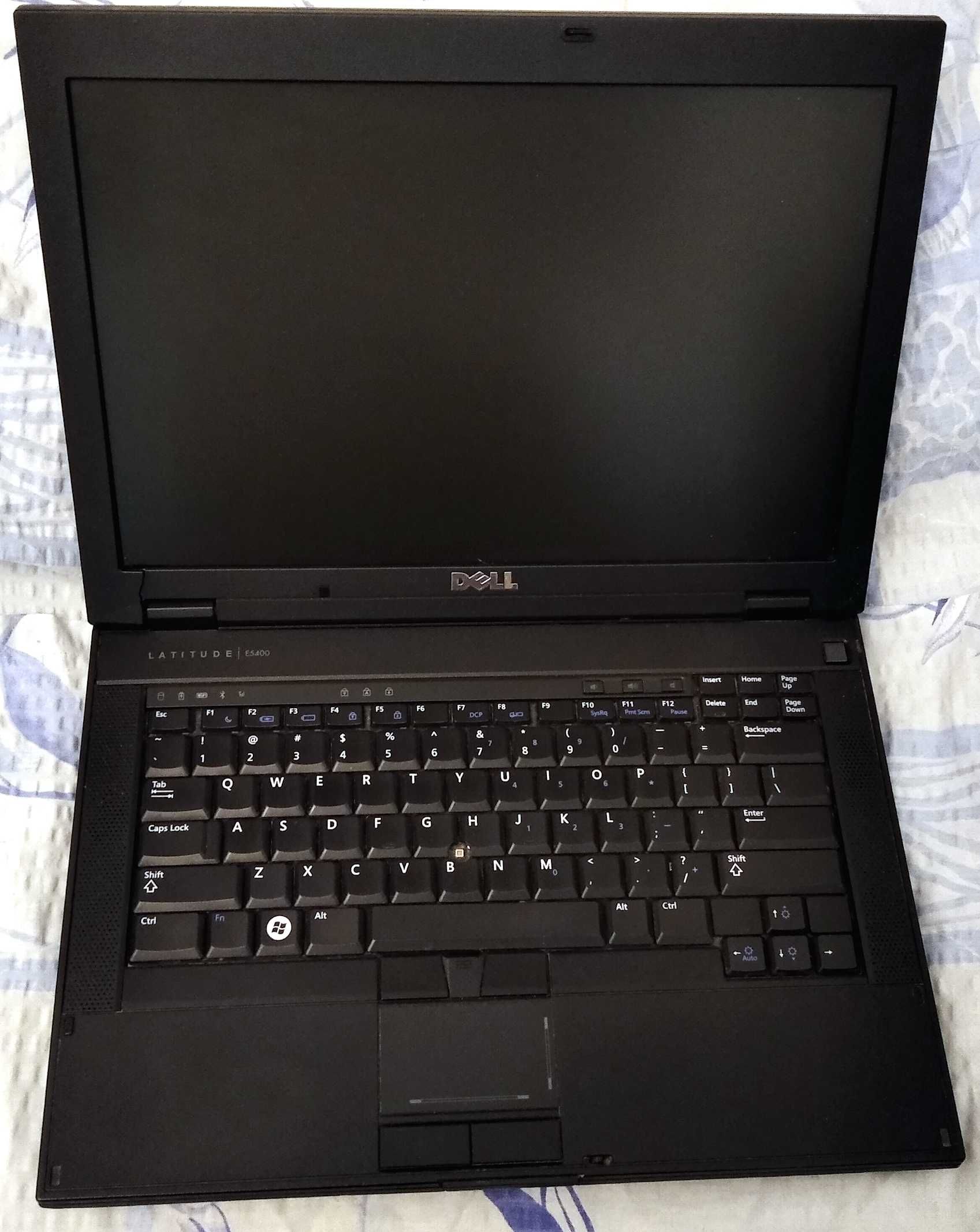 Laptop DELL Latitude E5400 14" SSD 64GB/RAM 4GB+Stand Zalman, Proba !