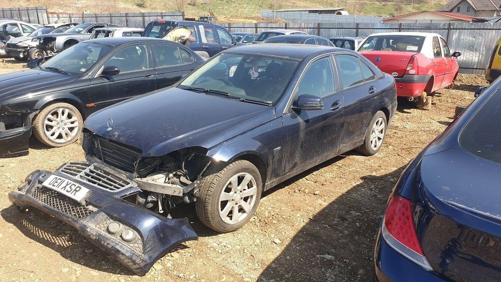 Dezmembrez dezmembrari Mercedes C220 W204 facelift EURO 5 motor DEFECT