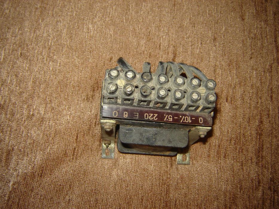 Transformator 220v Romanesc anii 70-80 functional