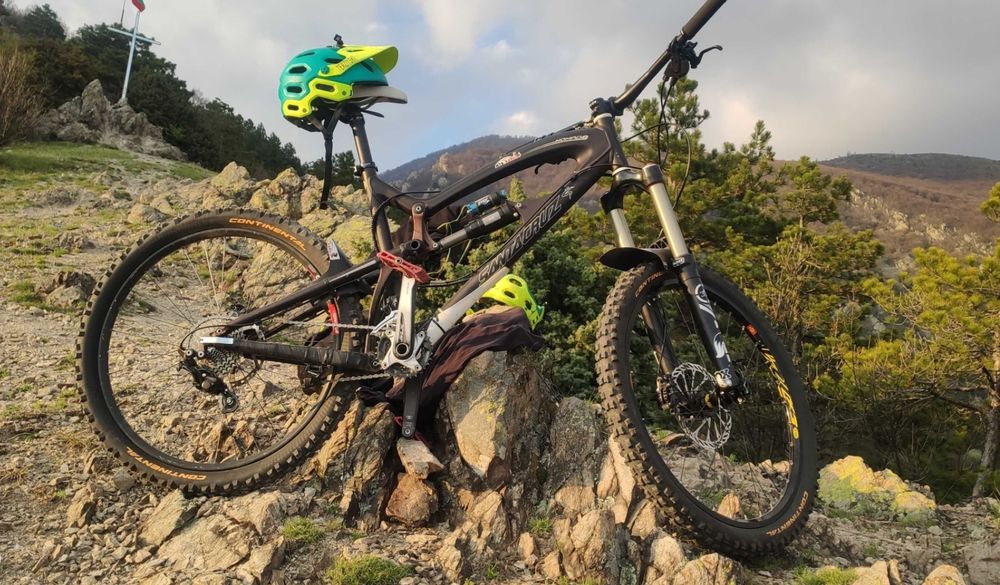 SANTA CRUZ NOMAD с пълна екипировка