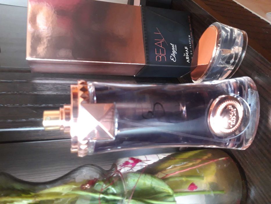 Дамски изискан парфюм с подарък черна рокля