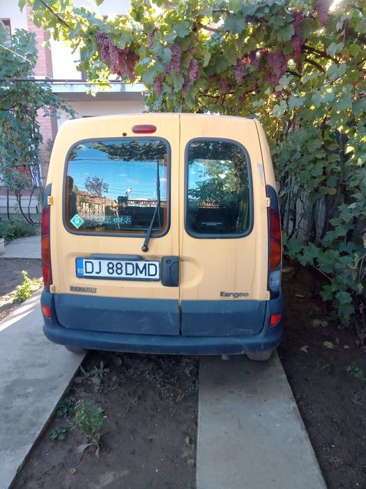 Vând Renault Kangoo