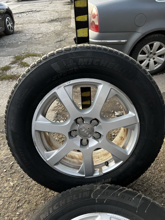 Jante Audi se potrivesc pe Q5 , A6 , A4