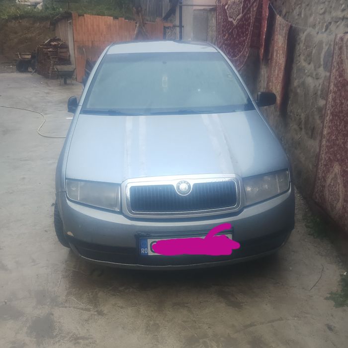 Vând Skoda Fabia 14 mpi  2500 lei