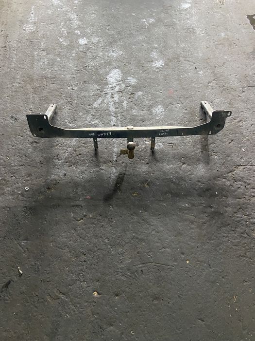 Фаркоп на ауди с4