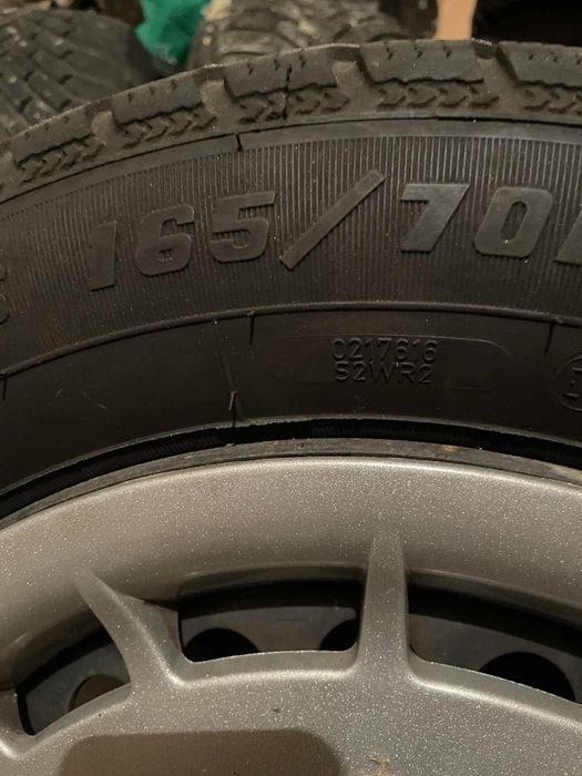 Железни джанти с гуми 165 / 70 / 14 и тасове Honda Jazz