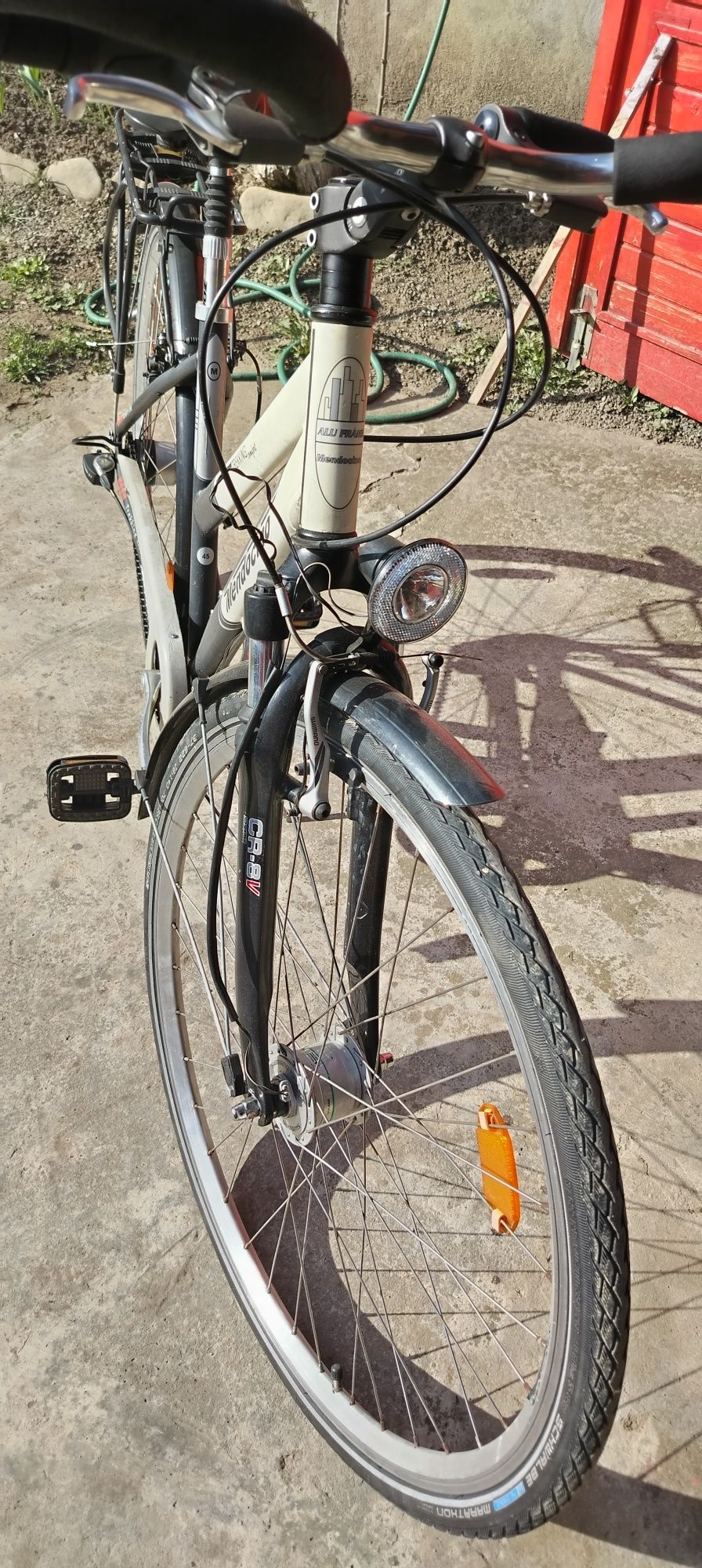 Bicicleta de oraș,treking Mendocino aluminiu