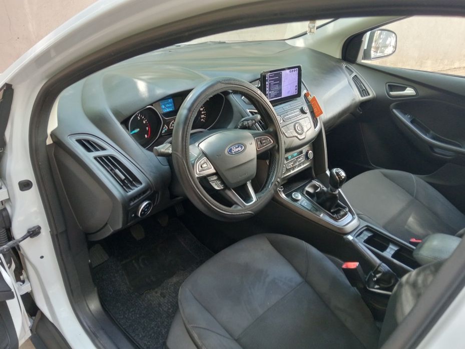 FORD Focus MK3.5 cu predare leasing