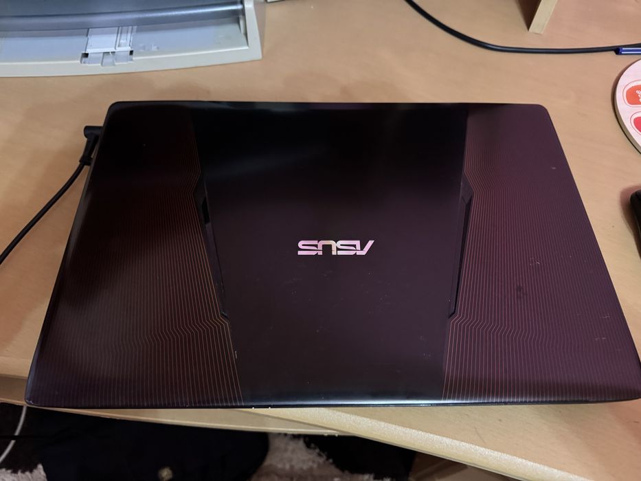 Laptop -  Asus ZX553V