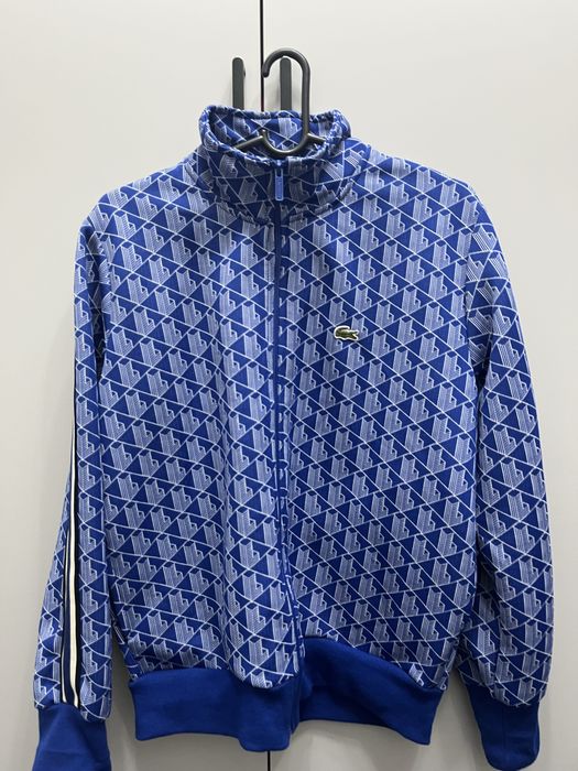 Вверх и низ Lacoste
