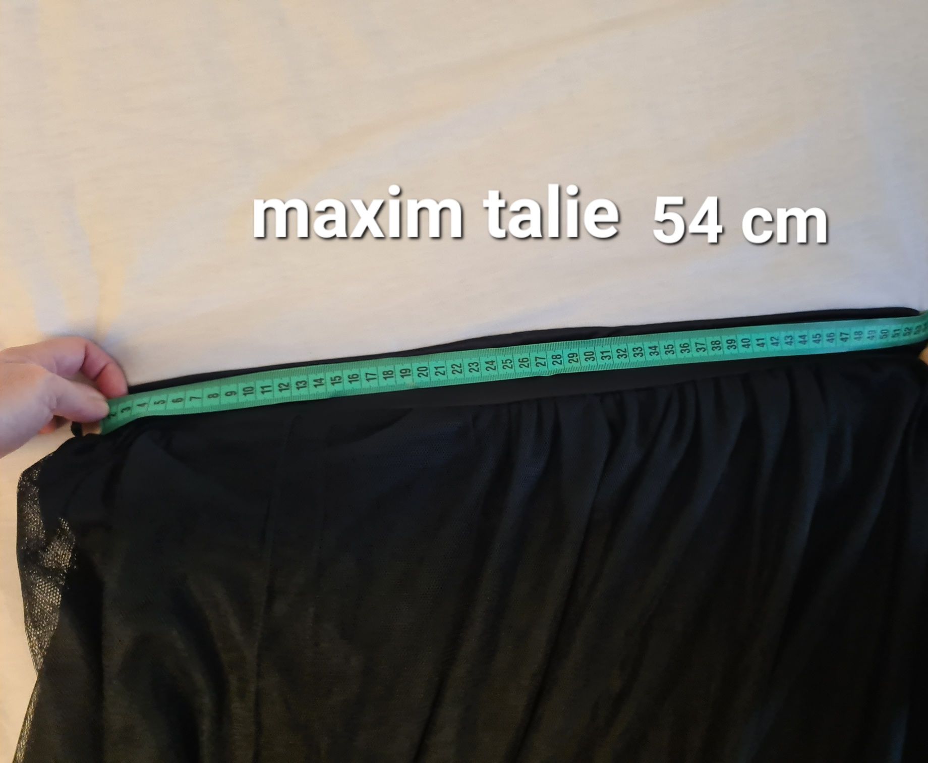 Fusta tulle neagra măsură universala